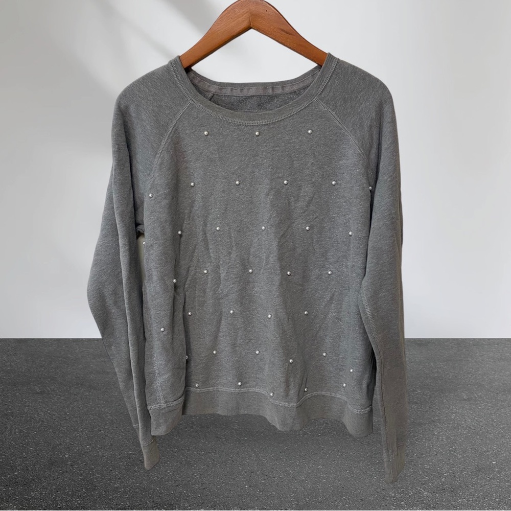Abercrombie & Fitch Woman’s White Pearl Gray Long Sleeve Sweatshirt